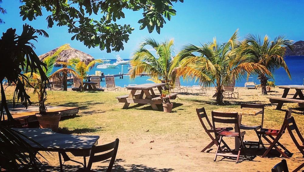 Oualie Beach Resort São Cristóvão e Névis Exterior foto